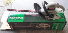 Craftsman 028877515960 Bushwacker 18 Inch Corded Electric 2.8 Amp Dual Blade Hedge Trimmer With Box