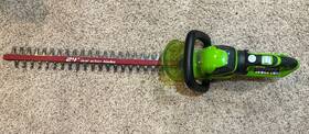 2207902 Greenworks G-max 24-inch 40v Cordless Hedge Trimmer Tool Only
