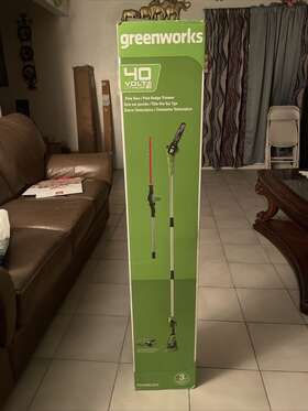 Greenworks 841821021221 40v 8 Inch Polesaw And Pole Hedge Trimmer Combo With Battery Charger