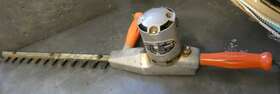 57-3198 Little Wonder The Hedge Trimmer Model16