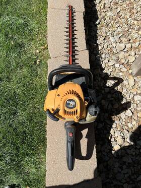 Pr2822 Poulan Pro Gas-powered Hedge Trimmer