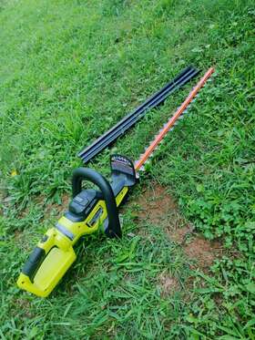 Ry40604btlvnm Ryobi 40v Hp Brushless 26 Inch Cordless Battery Hedge Trimmer Tool Only