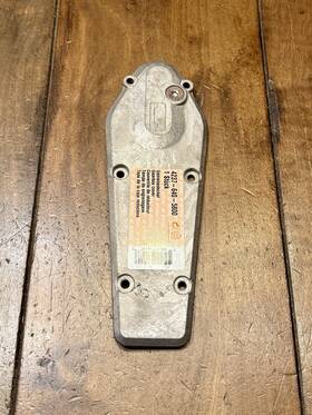 4237-640-5800 Stihl Gear Case Cover Hs81t Hs82t Hs86t Hs87t Genuine Oem