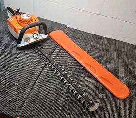 46c-e Stihl Hs 22 Inch Gas Hedge Trimmer With Blade Cover