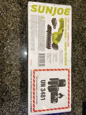 Sun Joe 810829022851 2-in-1 Cordless Grass Shear Hedger 7.2-volt Green