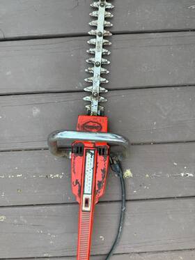 Ht-410 Sunbeam Vintage Hedge Trimmer Model