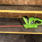 Portland 22-INCH Corded Electric Hedge Trimmer No Battery Charger. Fixed Price $28.00.