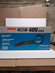 Makita GBU01M1 40V Max Xgt Brushless Cordless Blower - Black/green. Fixed Price $250.00.
