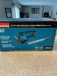 Makita XMU04ZX 18V Lxt Grass Shear With 8" Hedge Trimmer Blade, Two Tools In One. Fixed Price $99.00.