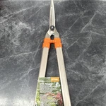 Stihl Adjustable Extendable Hedge Shears 6-3/4" Blade Lightweight Rust Resistant. Fixed Price $92.99.