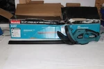 Makita XHU02Z 22" 18V Lxt Lithium-ion Lion Hedge Trimmer Tool Only. Fixed Price $114.99.