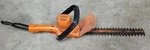 Vintage B&d Black Decker 16" Double Shrub Hedge Trimmer 8124. Fixed Price $19.99.