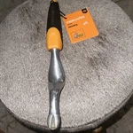 Fiskars Ergo Weeder Tool Nwt. Fixed Price $19.00.