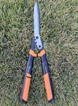 Fiskars 23-INCH Power-lever Hedge Shears Self-sharpening Precision-ground Ste.... Fixed Price $49.95.