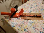 Black & Decker #8124 16" Electric Dual Blade Shrub Hedge Trimmer 2.4 Amps Uec. Fixed Price $26.00.