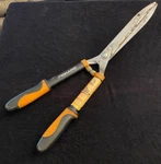 Fiskars Power Lever Hedge Shears Soft Grip Handle 8" Blade #9181. Fixed Price $15.00.