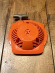 Husqvarna Recoil Starter Assembly 525HE4 525LK 525RJ 577849201 Genuine Oem. Fixed Price $47.45.